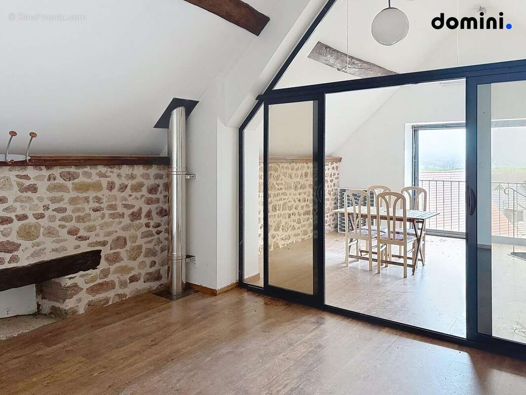Appartement à MONTCENIS