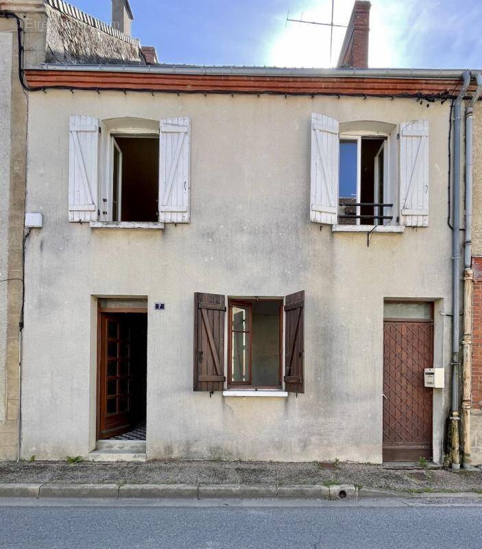 Maison à ORSENNES