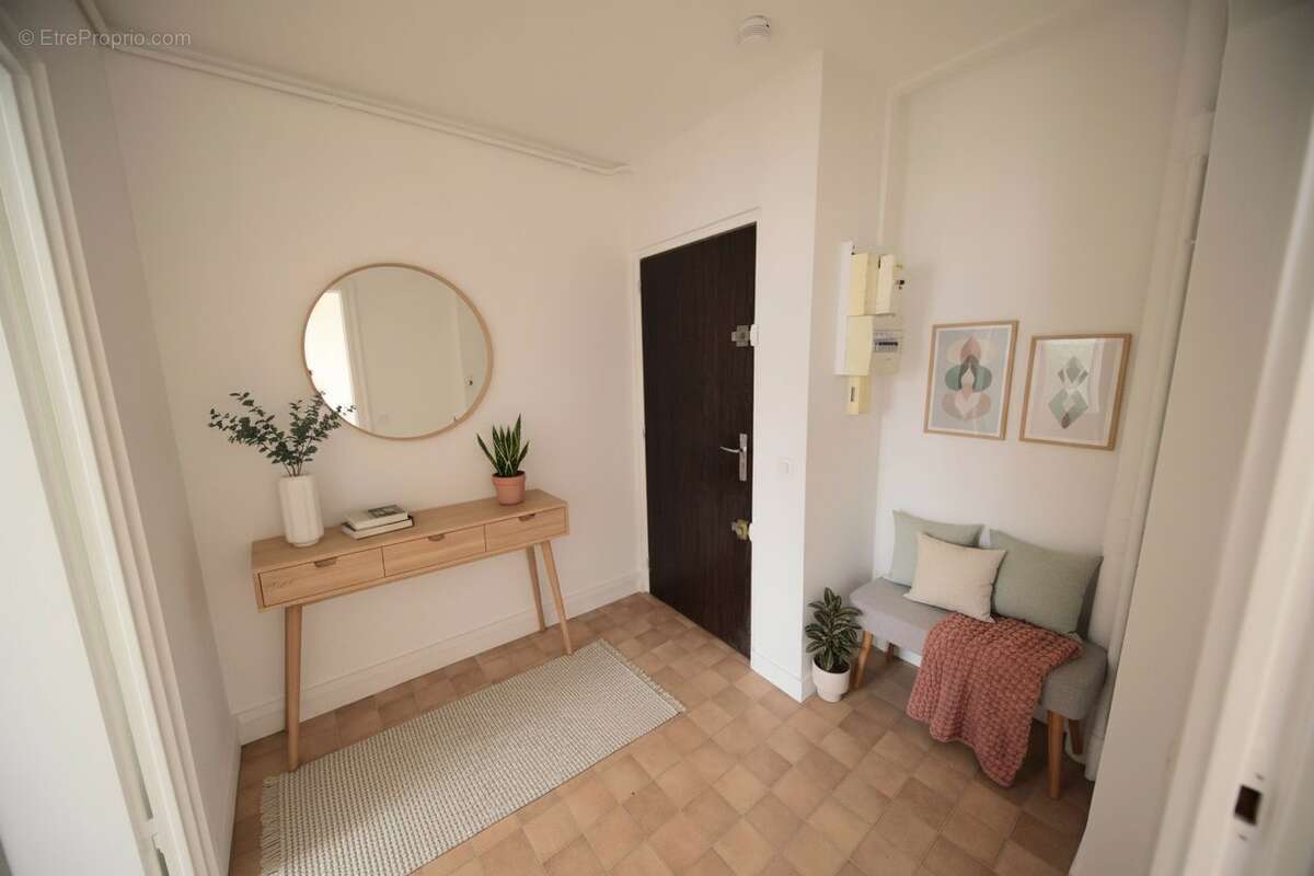 Appartement à COUBRON
