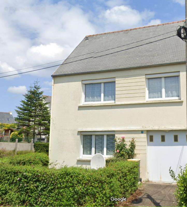 Maison à CAMARET-SUR-MER