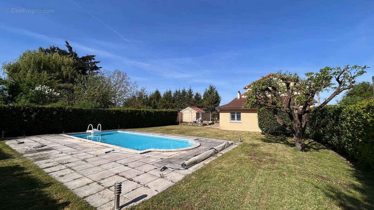 Maison à LEZOUX