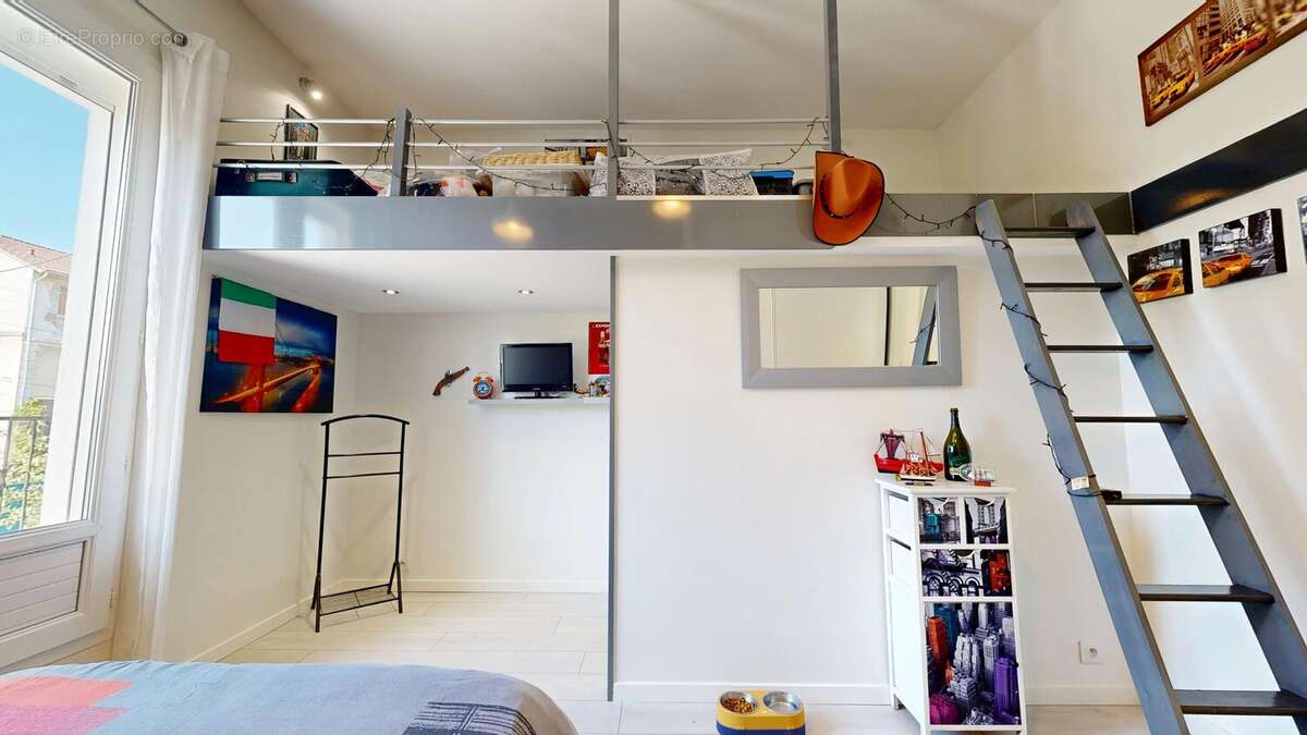 Maison 92 m² à Montfermeil  - photo 14