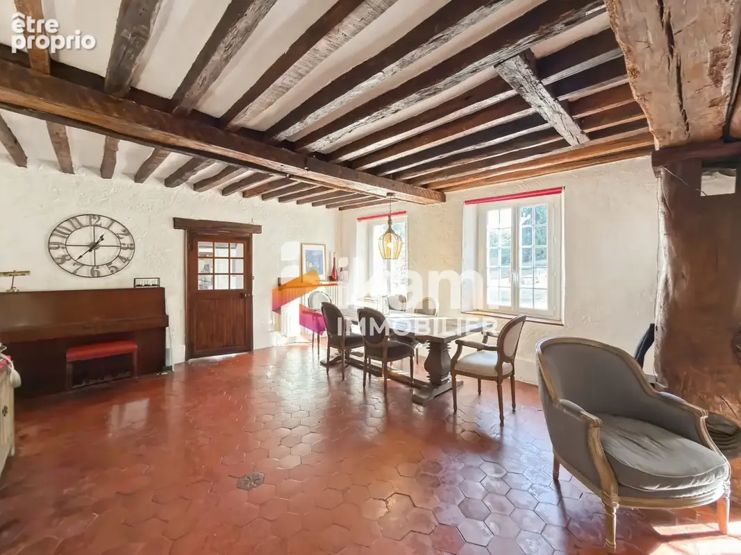 Maison 9 pièces de 265 m2 à Villechétive 89320 - photo 6