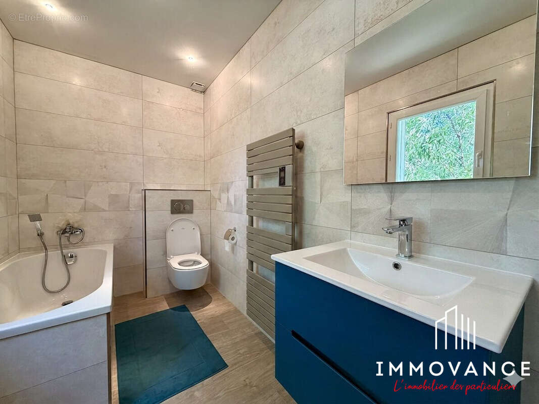 Maison 126 m² à Assas  - photo 9