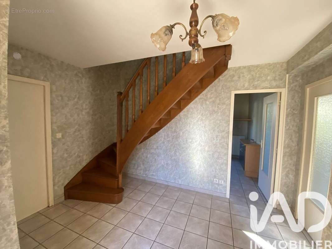 Photo 7 - Maison à MEXIMIEUX