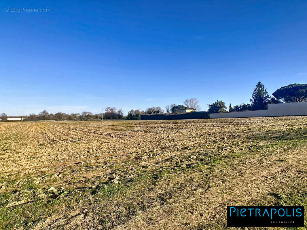 Terrain 1023 m² à Saint-Georges-De-Reneins  - photo 2