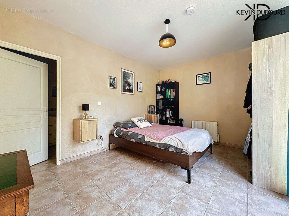 Maison à MONTPEZAT-SOUS-BAUZON