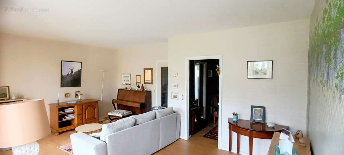 Appartement à GOUVIEUX