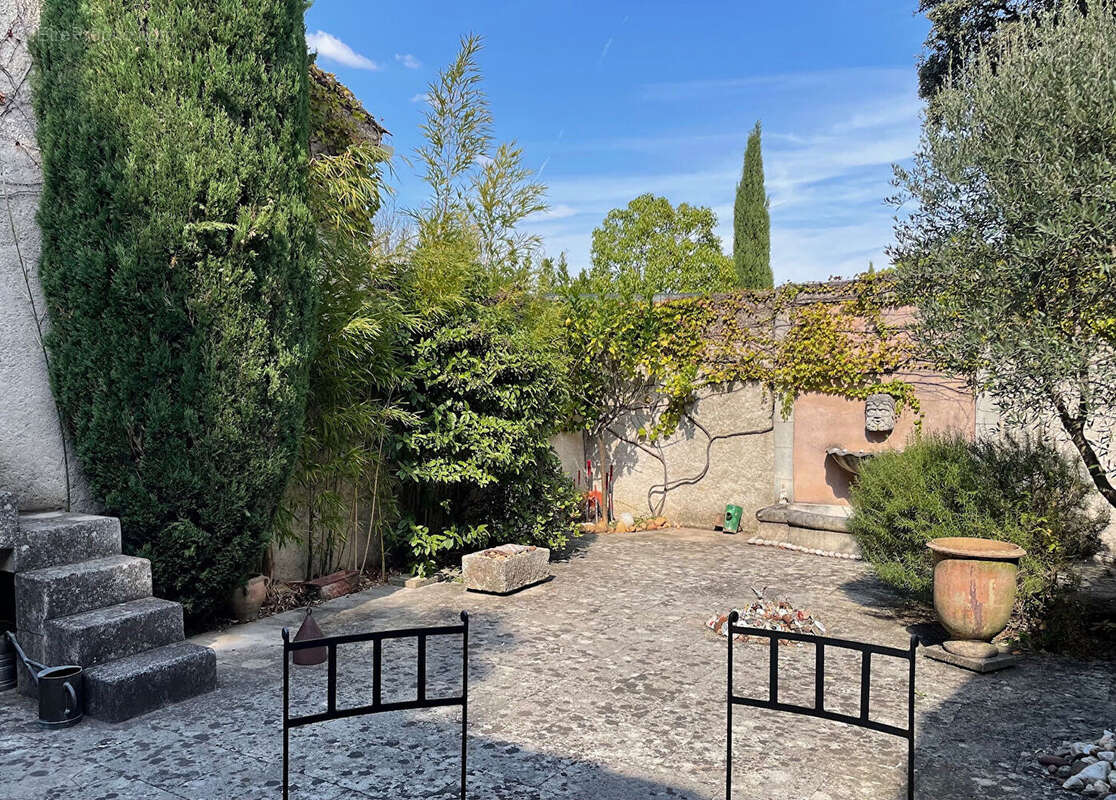 Maison à VILLENEUVE-LES-AVIGNON