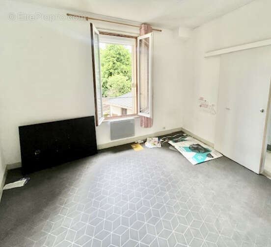 Bagnolet   3 pièces traversant de 39 m2 au calme - photo 5