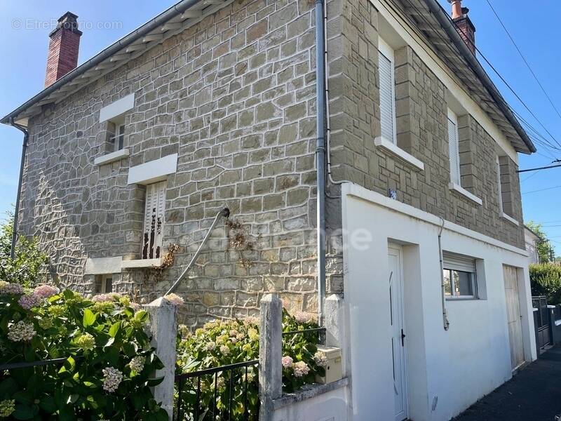Maison à BRIVE-LA-GAILLARDE