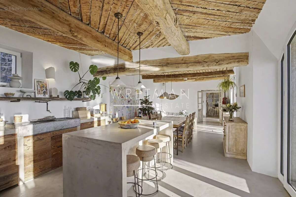 Maison à FAYENCE
