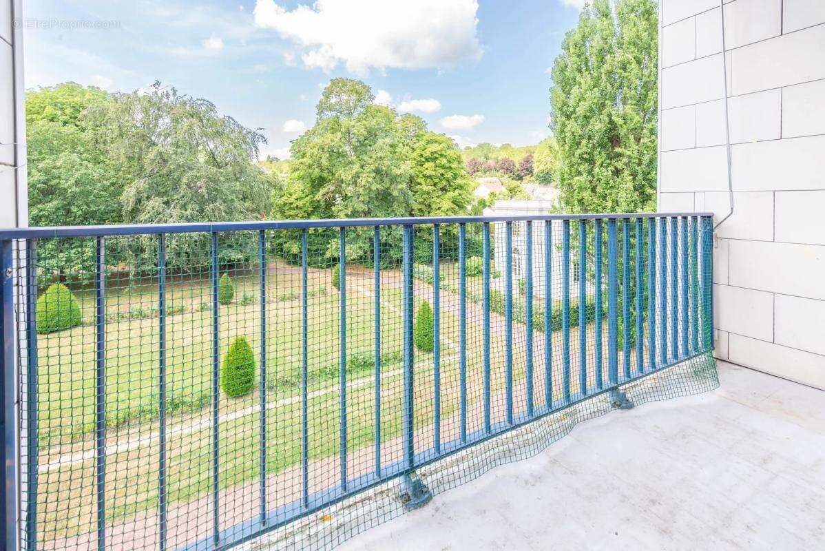 Appartement à LOUVECIENNES