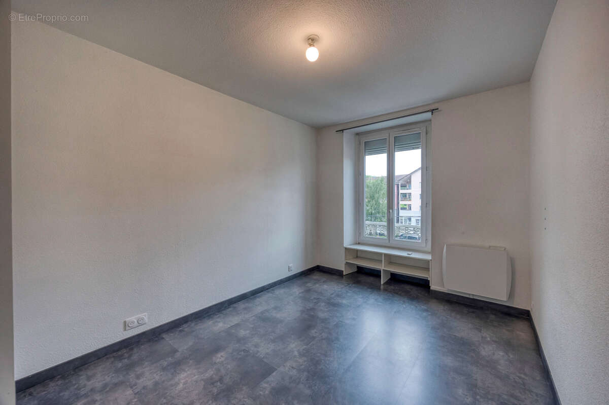 Appartement à MOIRANS