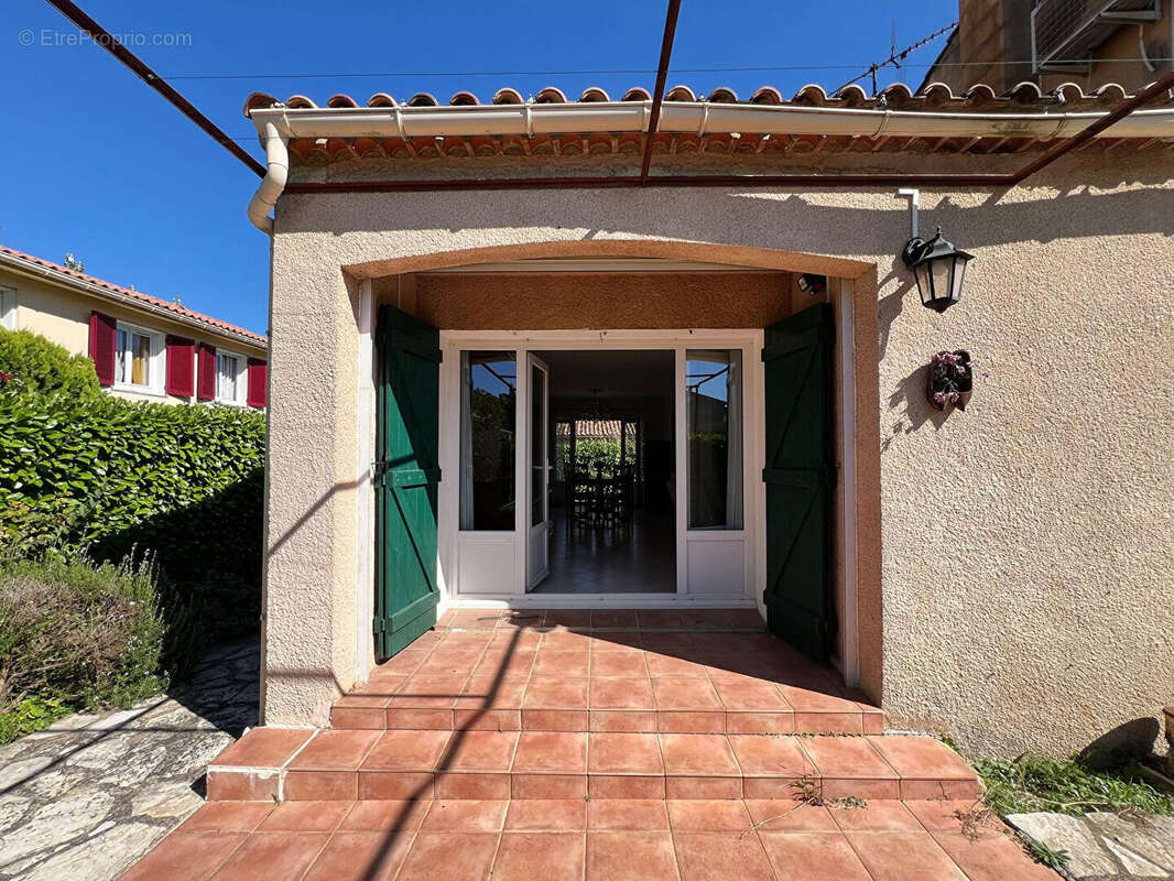 Maison à LA DESTROUSSE