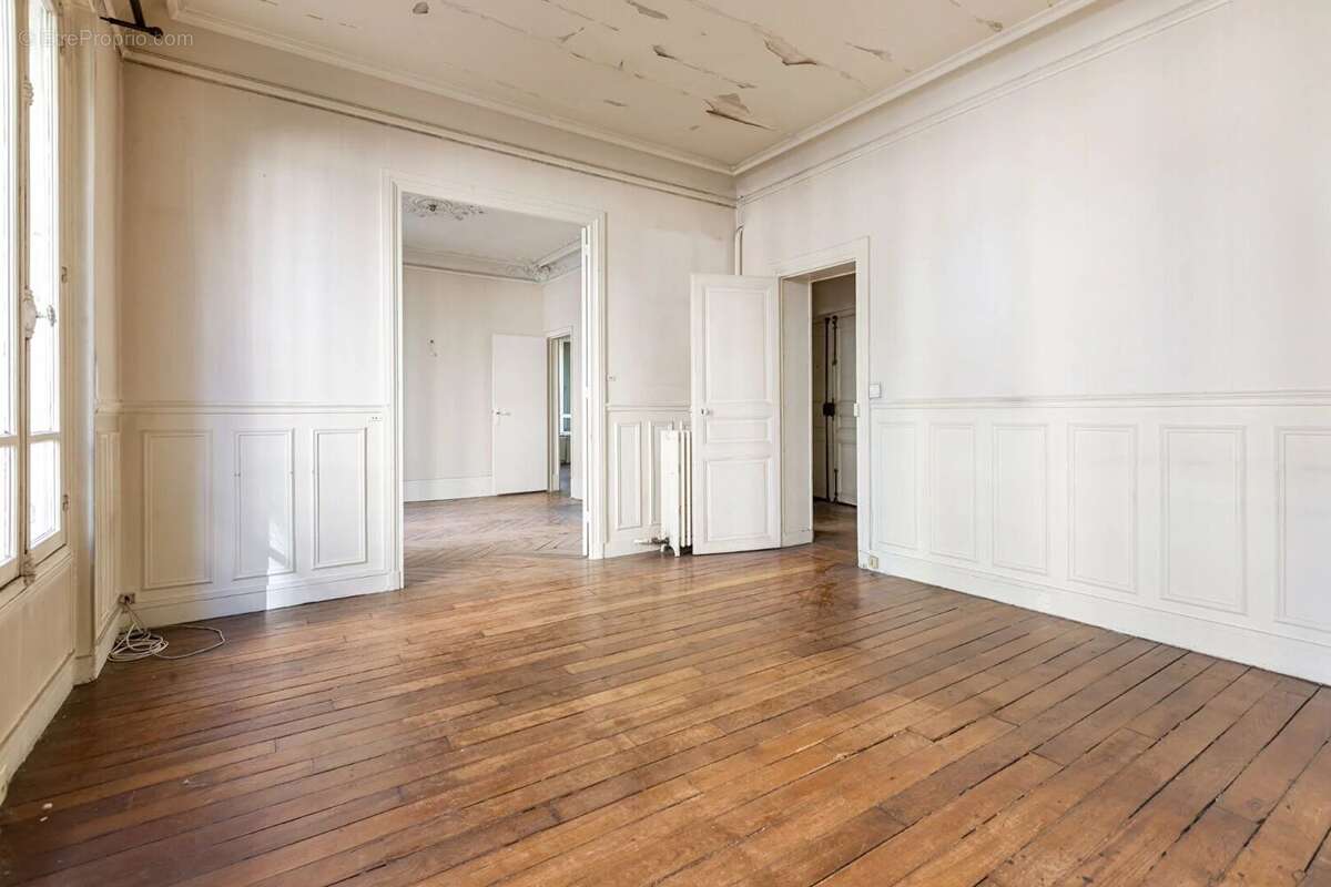 Appartement à PARIS-12E