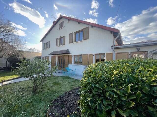 Maison à LE BLANC-MESNIL