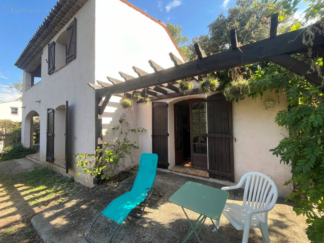 Maison à AURIBEAU-SUR-SIAGNE