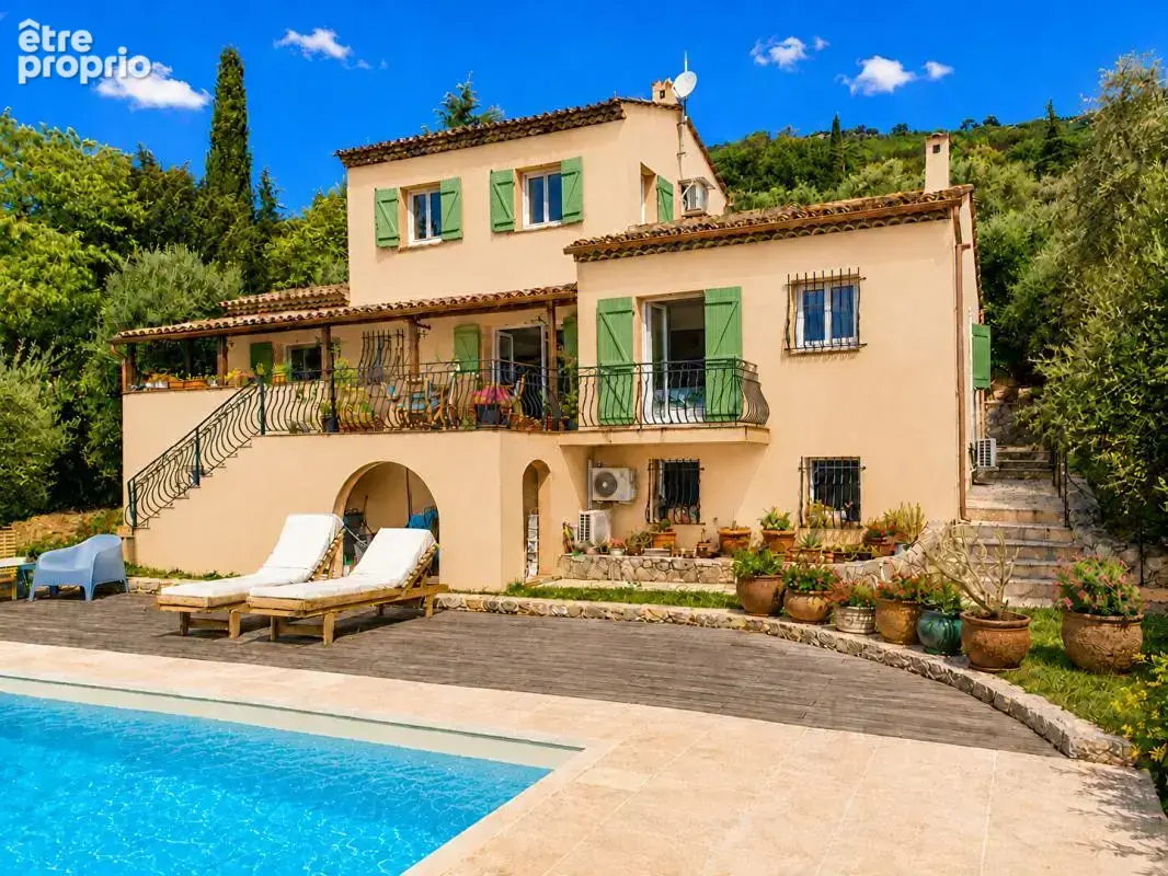 Superbe villa vue mer à 180° proche du village - photo 5
