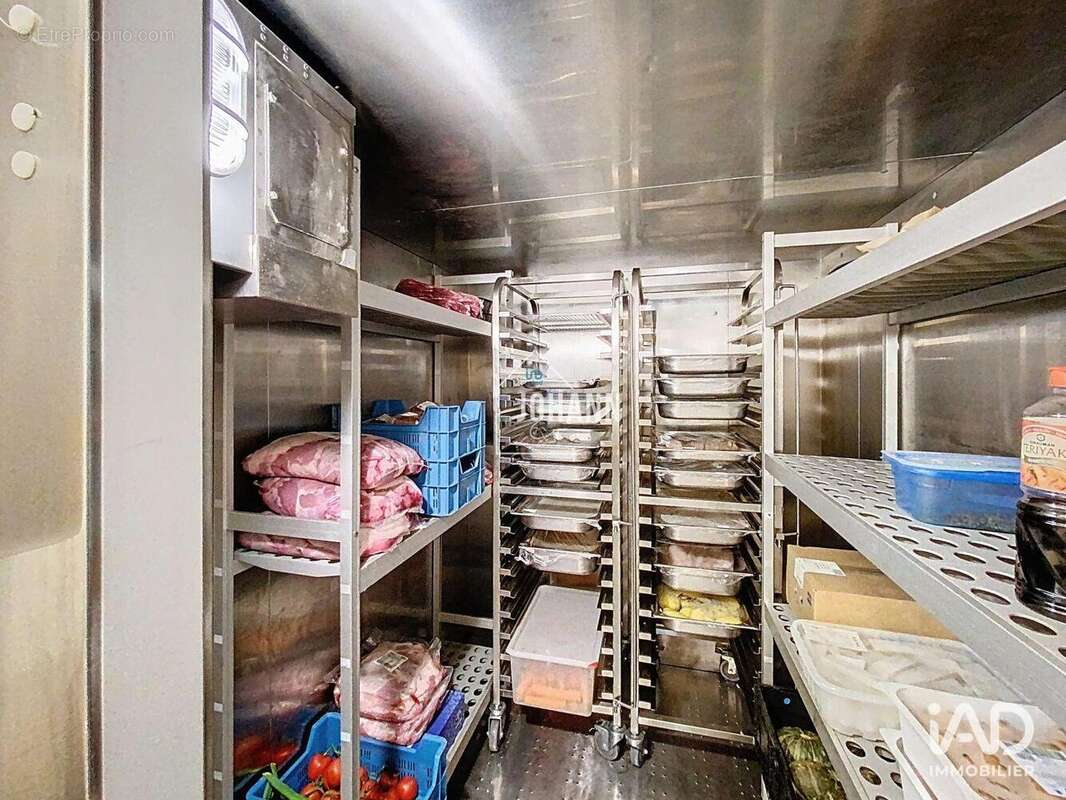 Photo 6 - Commerce à NYONS