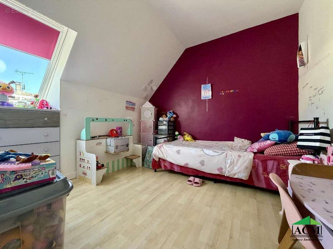 Maison à FREPILLON