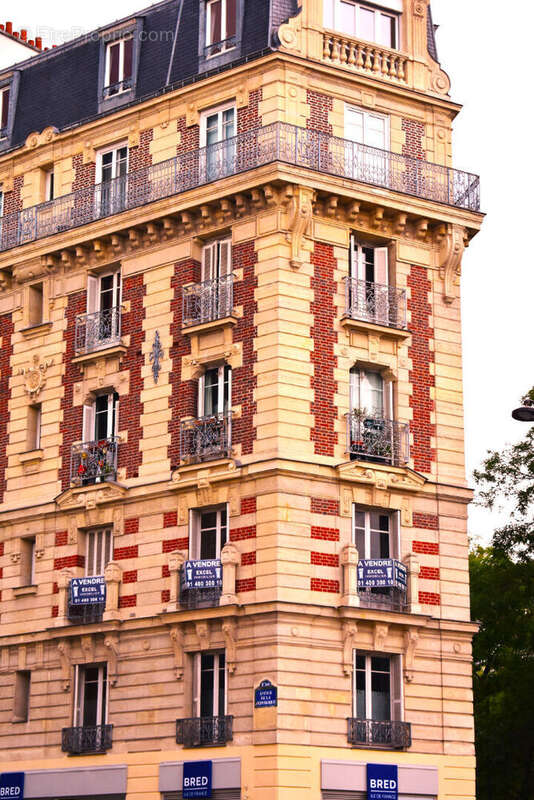 Appartement à PARIS-11E