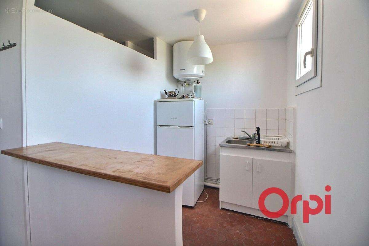 Appartement à MARSEILLE-6E