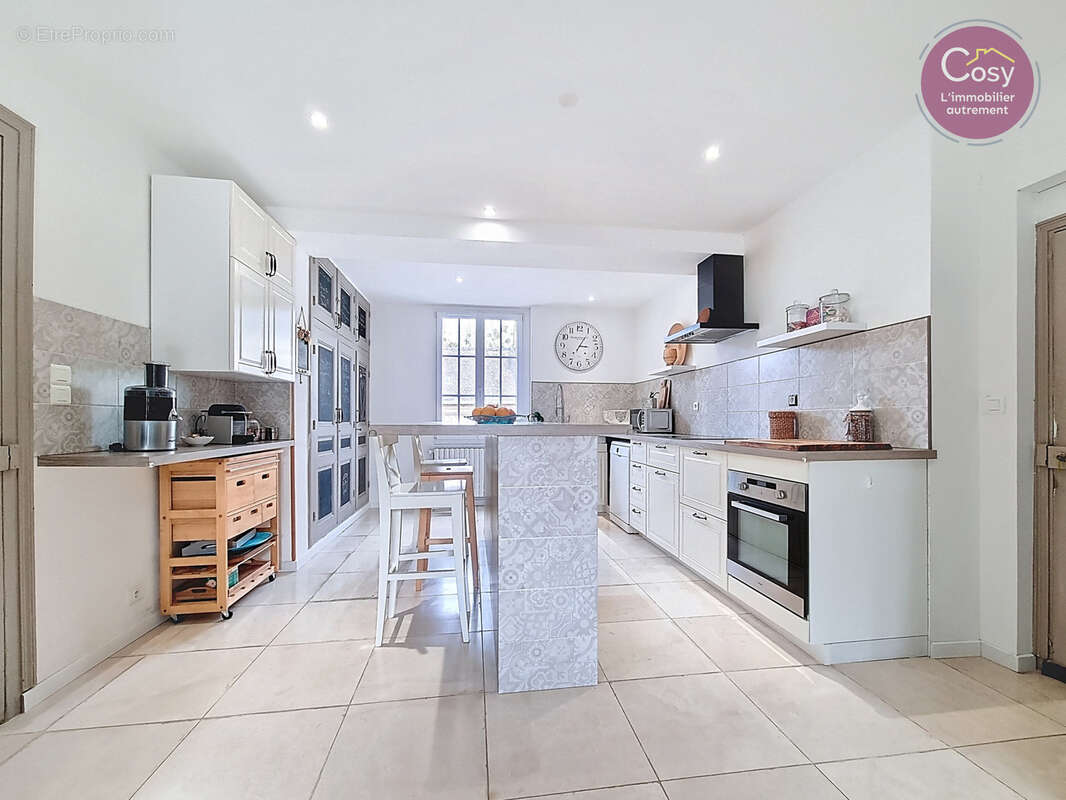 Maison à VIC-SUR-AISNE