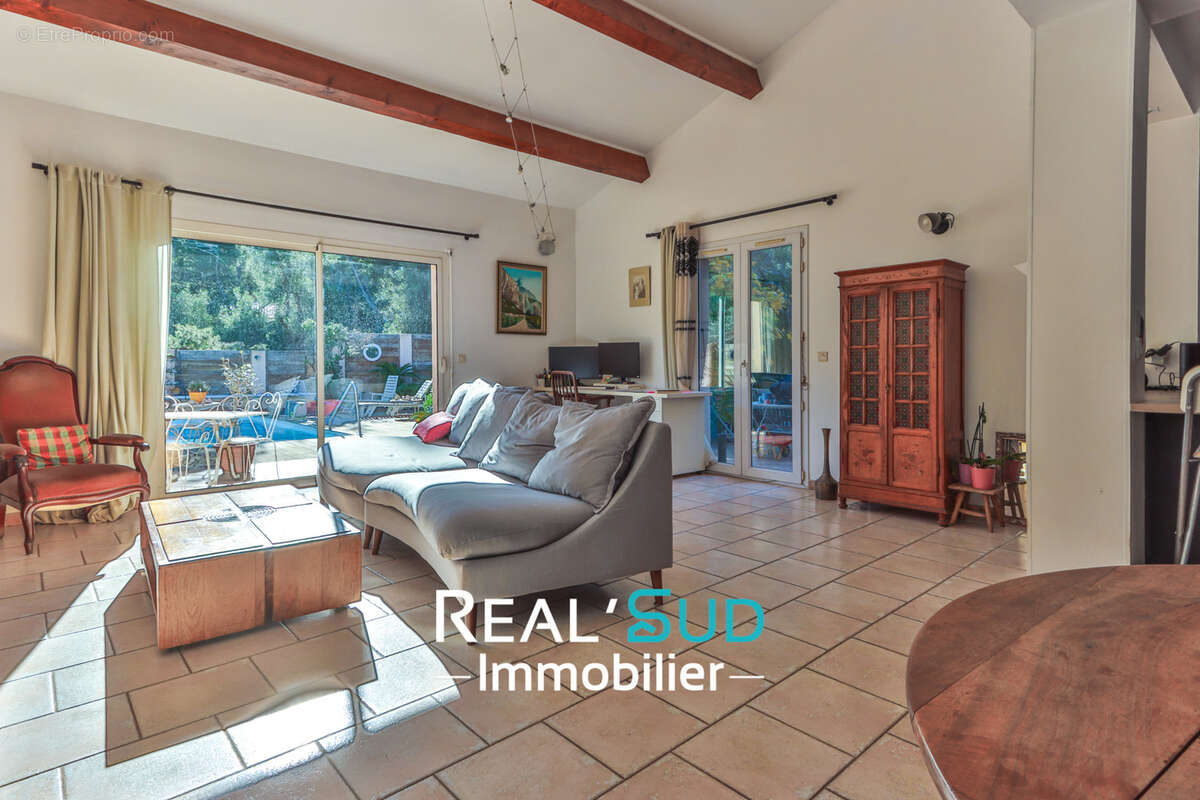 Maison à MARSEILLE-9E