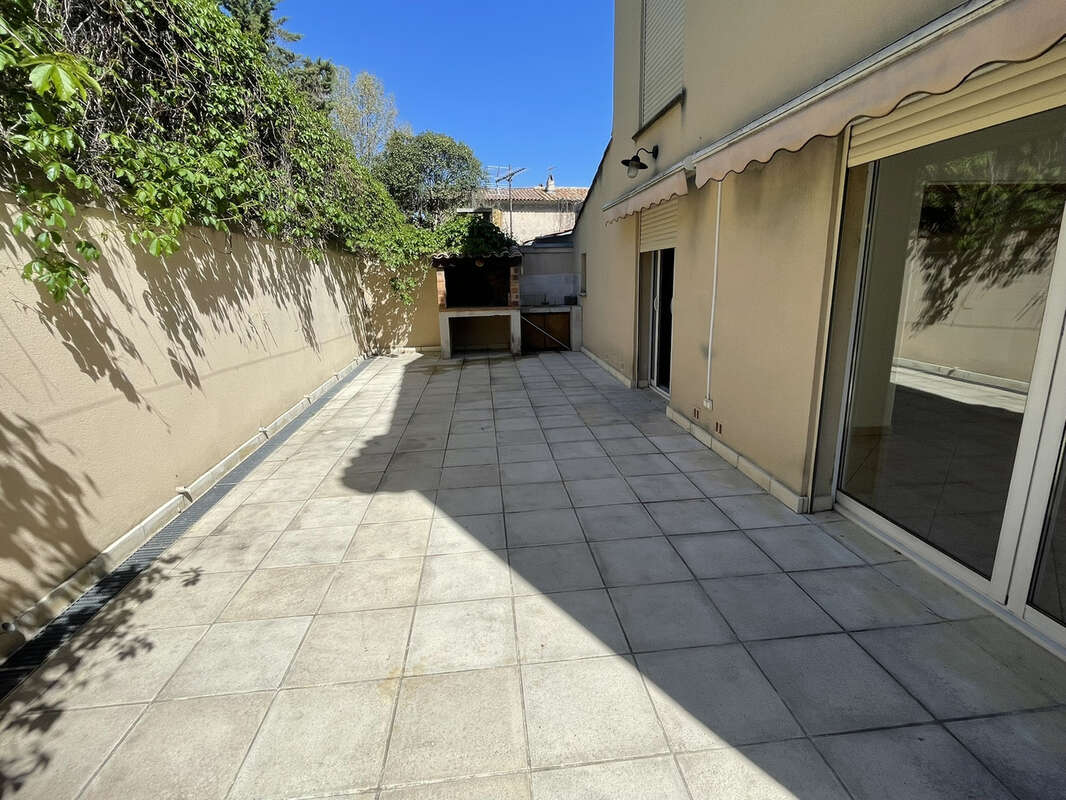 Appartement à CABRIES