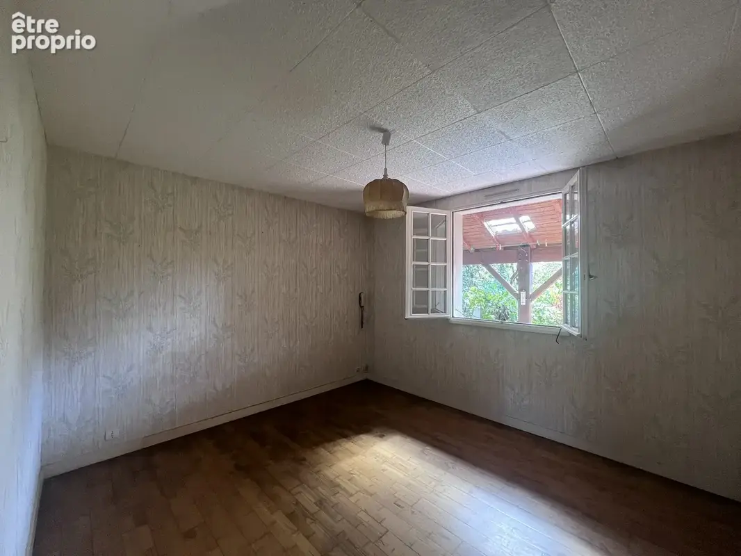 Un intérieur à réinventer, un extérieur à apprécier. - photo 4