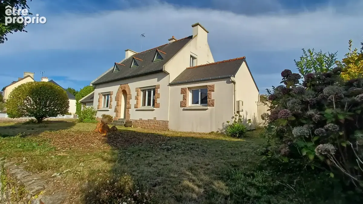 Maison à PLEUMEUR-GAUTIER