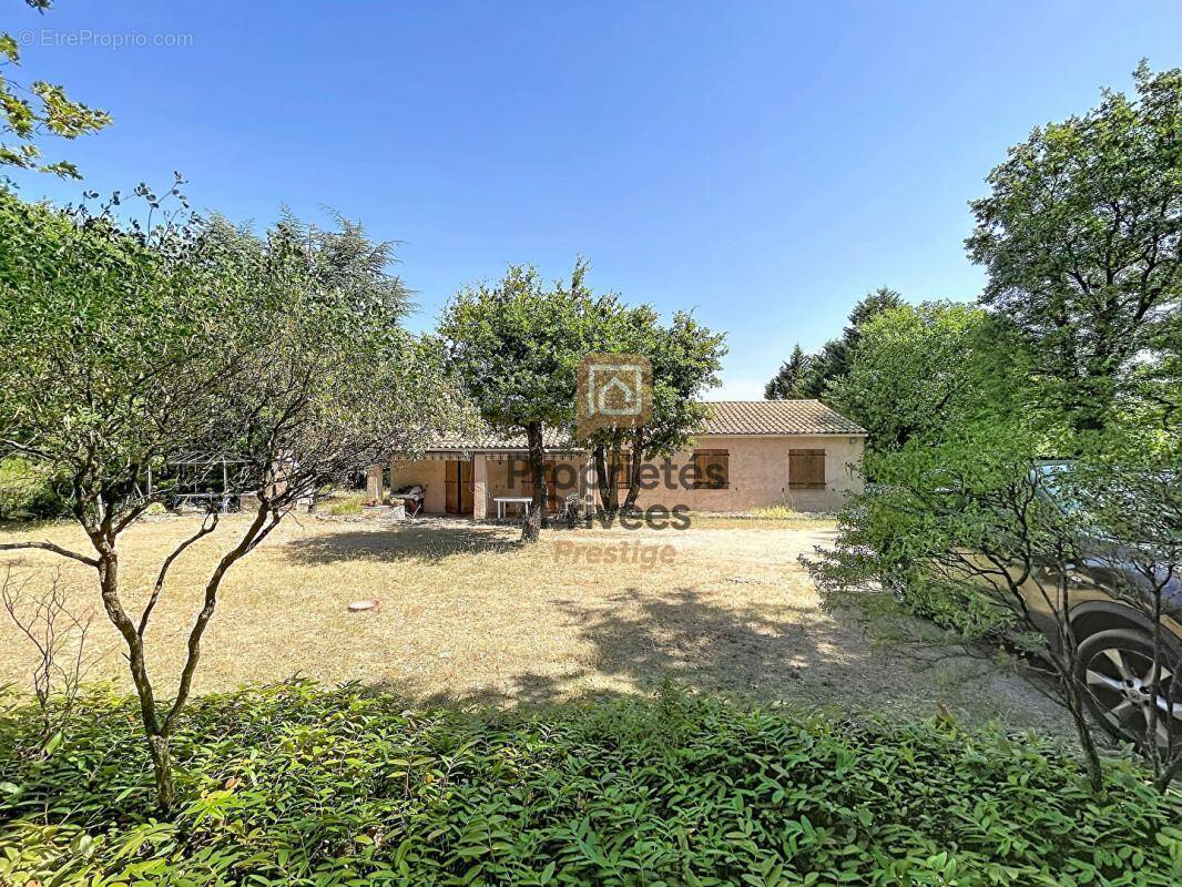 Maison à SAINT-MAXIMIN-LA-SAINTE-BAUME