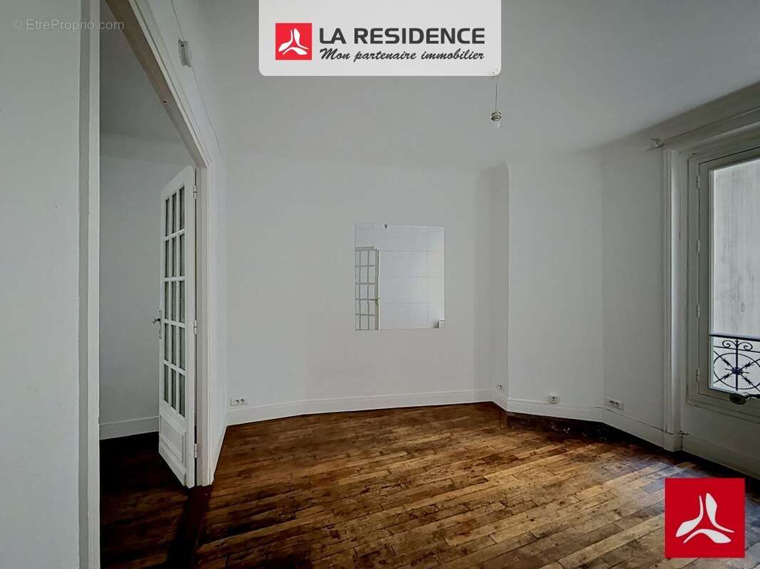 Appartement à PARIS-18E