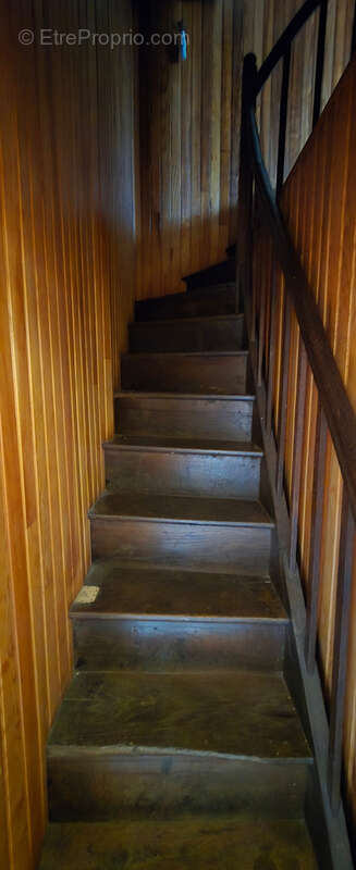 Maison à MESLAY-DU-MAINE