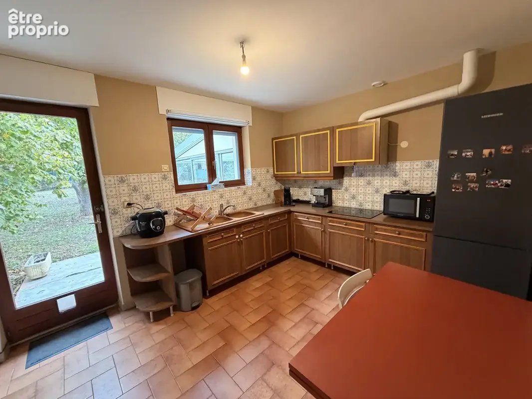 Grande maison située à JOUY AUX ARCHES - photo 3