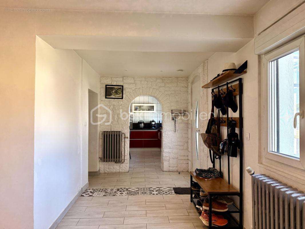 Maison de caractère rénovée – 178 m² – Espace parental – Piscine – Terrain de 1 214 m² - photo 24
