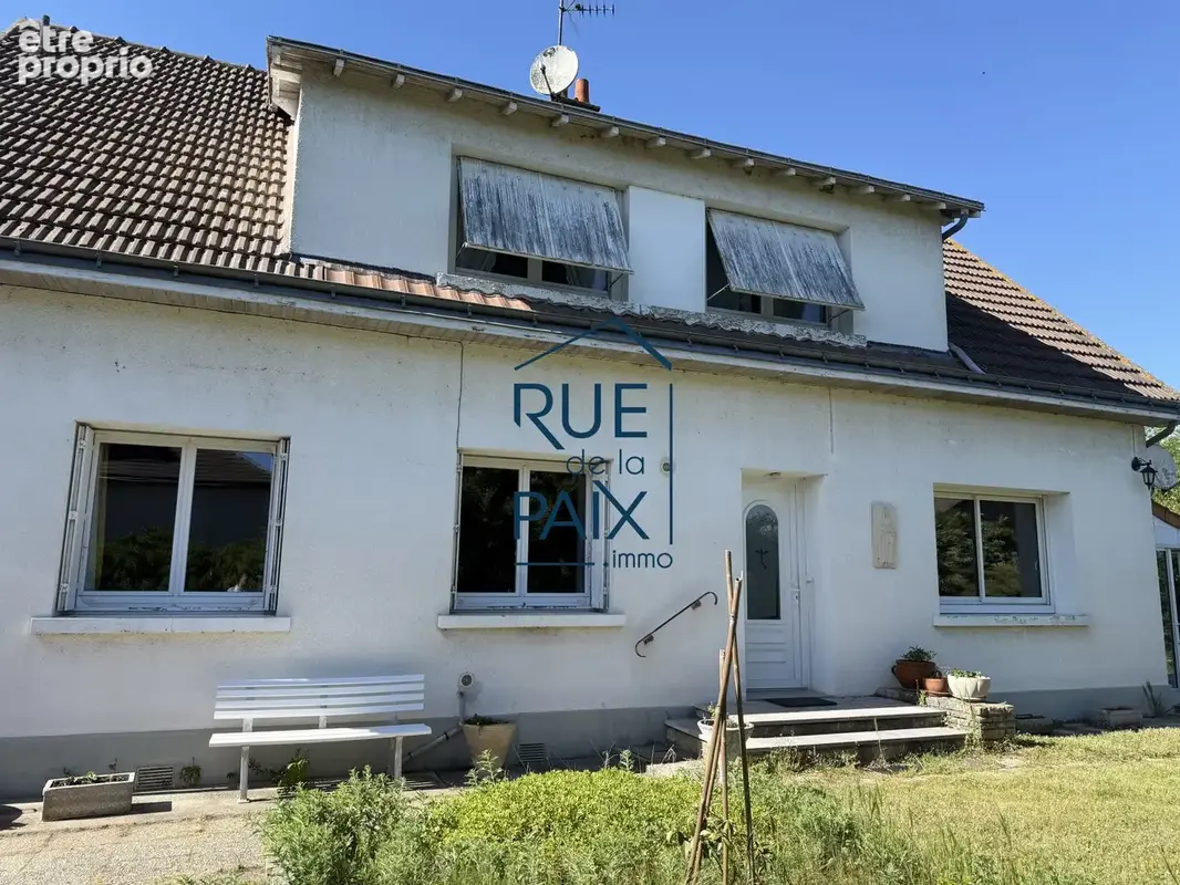 Maison 10 pièces 223 m² à vendre à Dange-Saint-Romain (86220) - photo 9