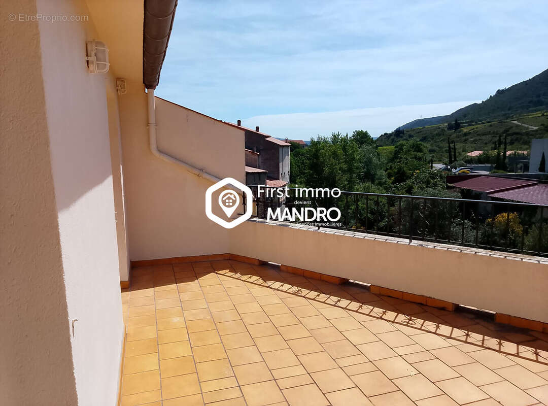 Maison 181 m² à Maury  - photo 2