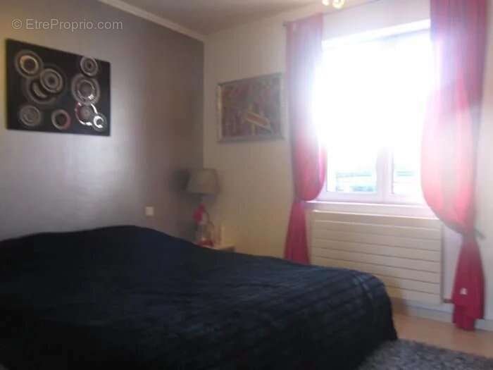 Maison à SAINT-MAUR-DES-FOSSES