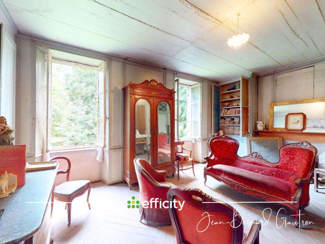 Maison à SAINT-HERNIN