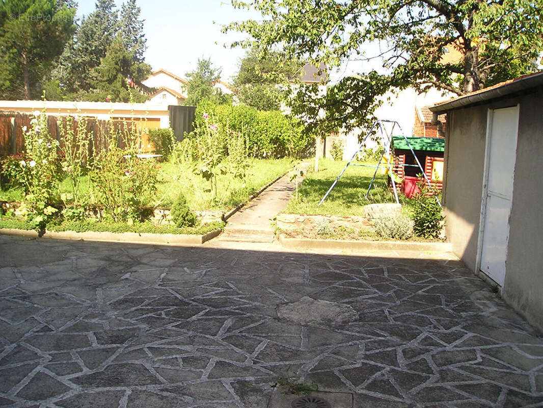 Appartement à BONDY