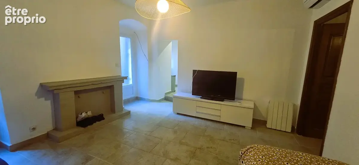 Tres bel appartement , vieille ville Sartene Corse du sud - photo 2