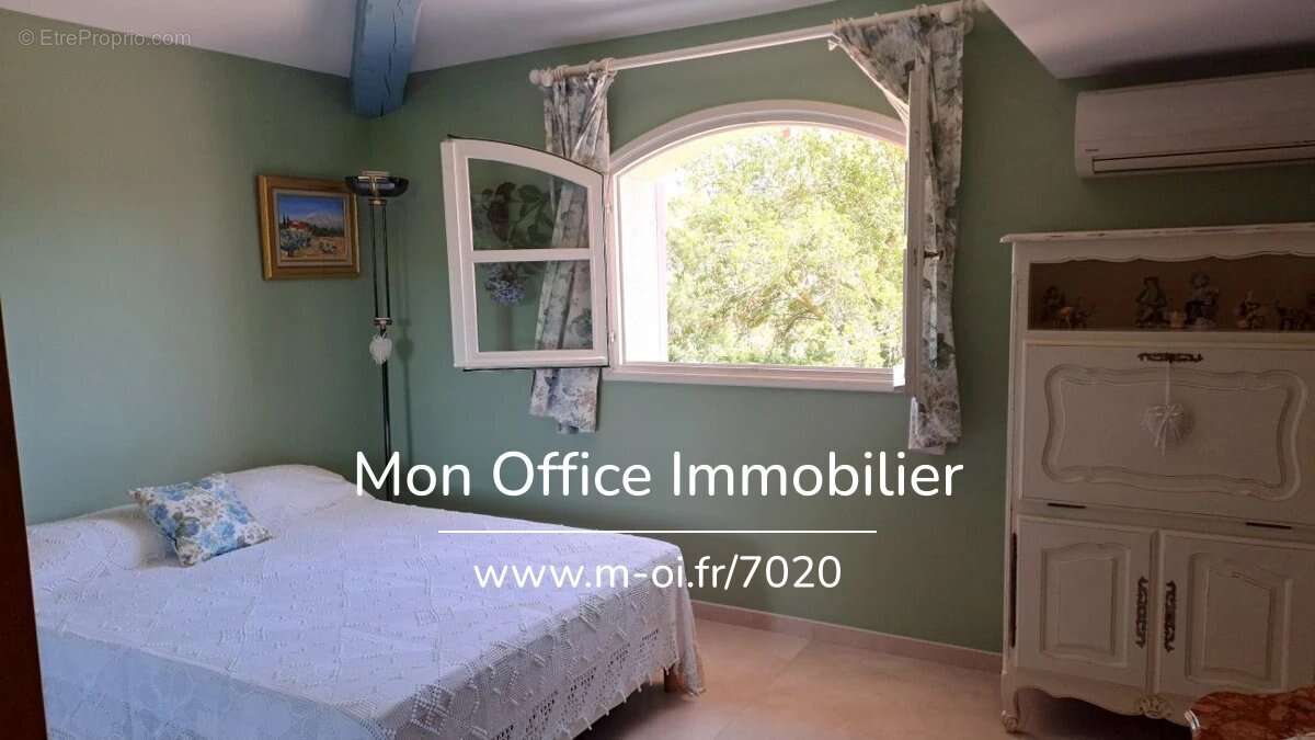 Maison à MEYREUIL