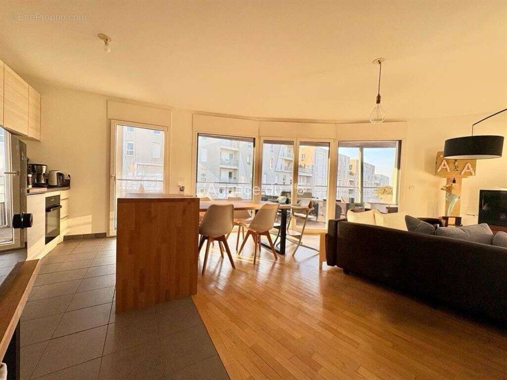Appartement à ISSY-LES-MOULINEAUX