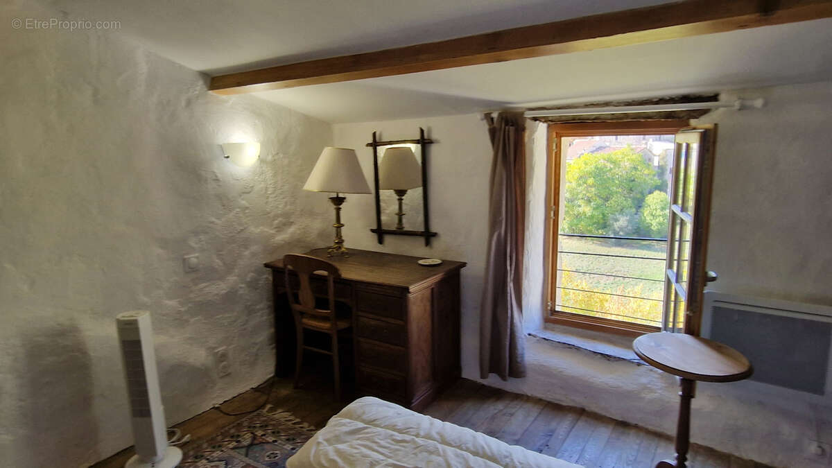 Maison à SAINT-MAURICE-NAVACELLES