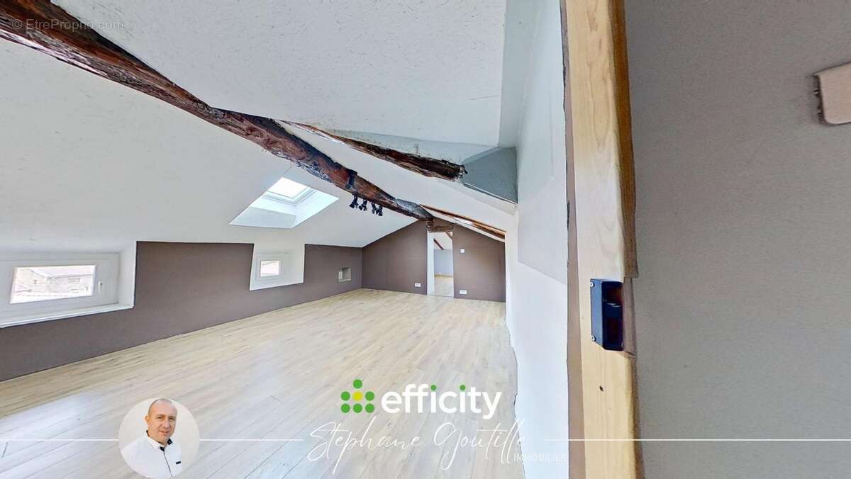 Maison 125 m² à Saint-Clement-Sur-Valsonne  - photo 11