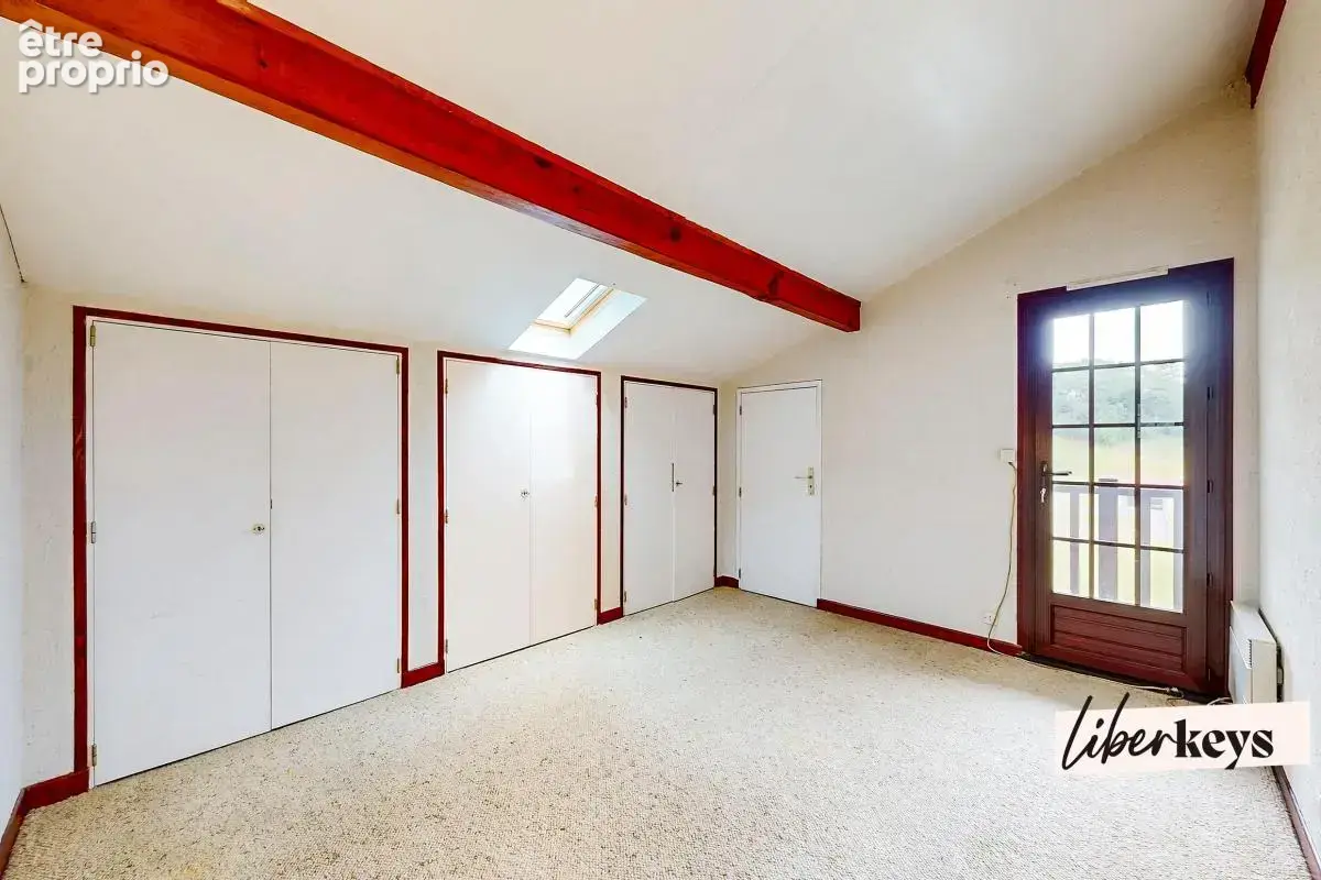 Maison T5 141 m² avec jardin et garage - photo 8