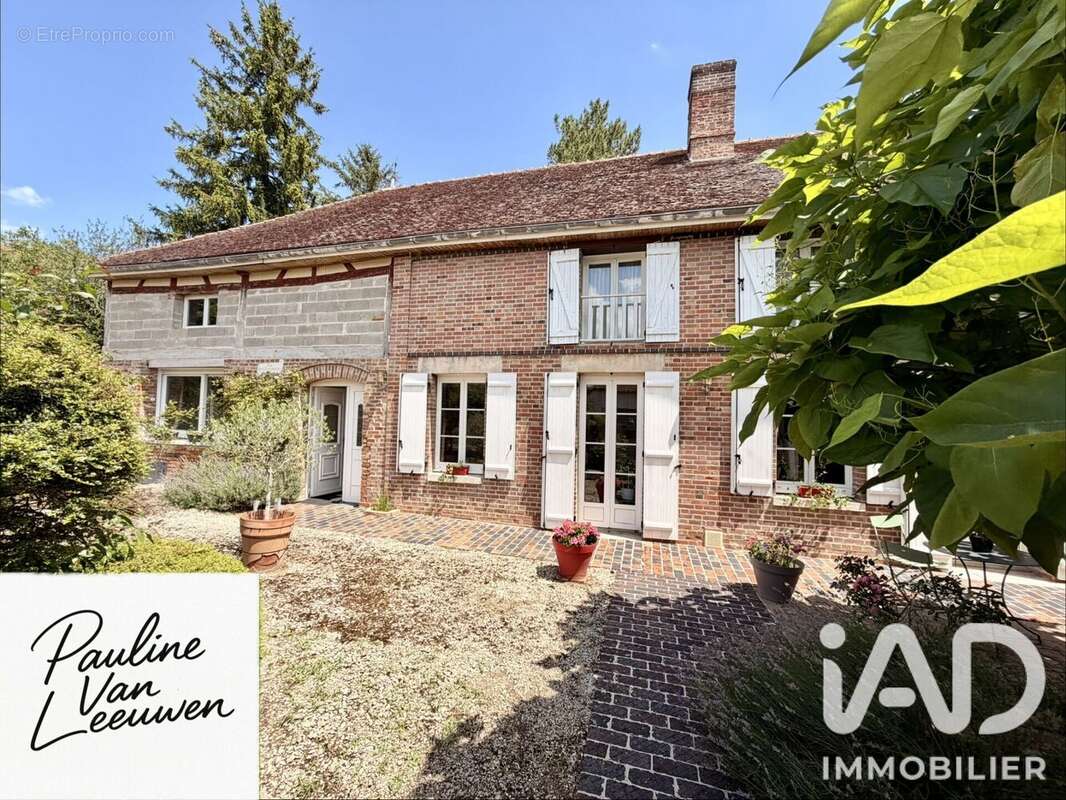 Maison 235 m² à Montieramey  - photo 2