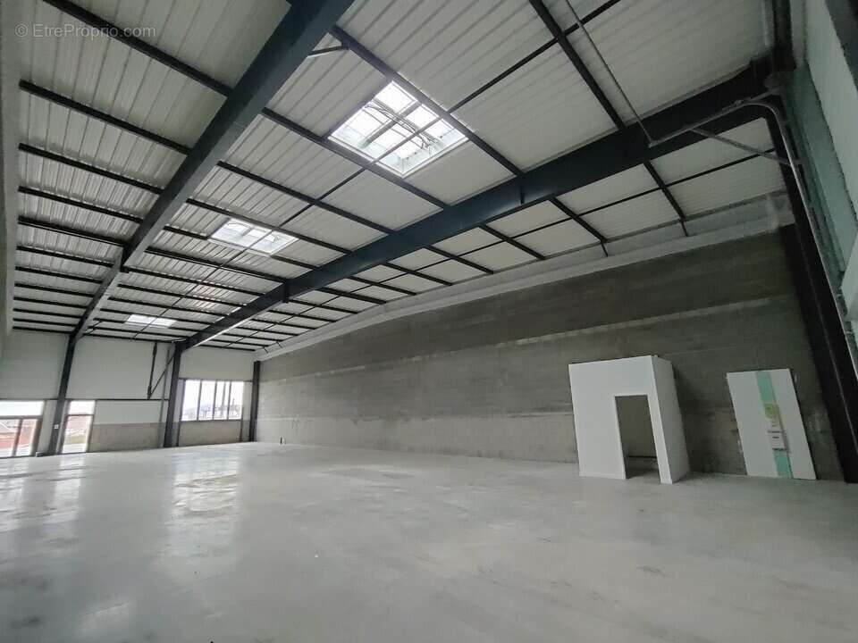 Autre à BOURGOIN-JALLIEU